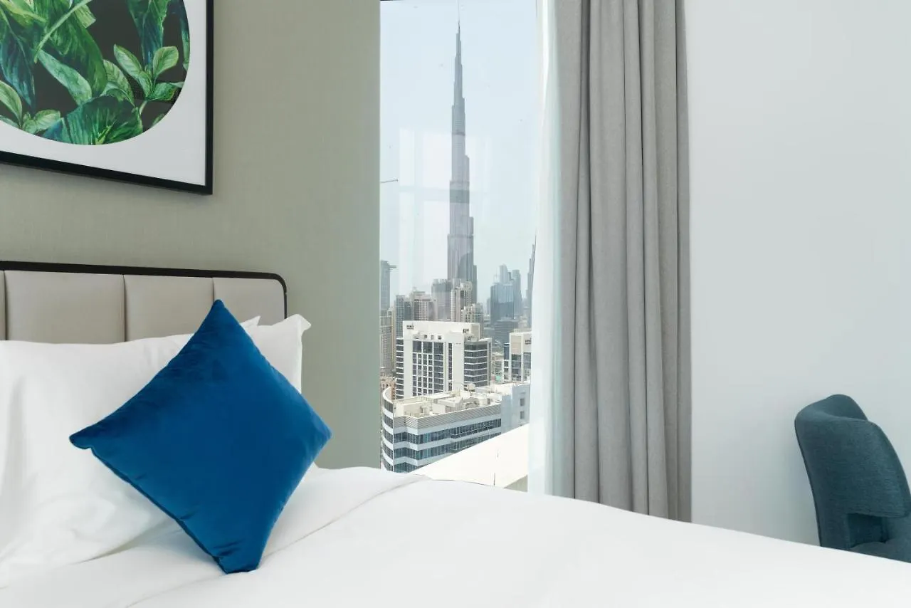 White Sage - Condo With Incredible Canal And Burj Khalifa Views Dubai Apartment