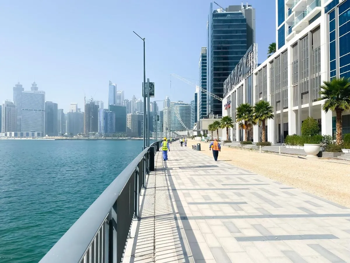 White Sage - Condo With Incredible Canal And Burj Khalifa Views Dubai