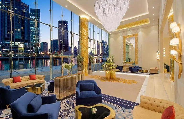 White Sage - Condo With Incredible Canal And Burj Khalifa Views Dubai